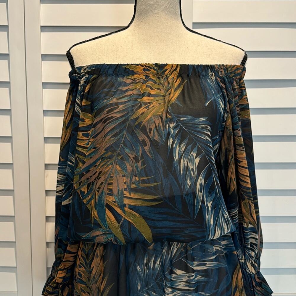 Olivaceous Pre Loved Dress in a beautiful print with high/ low bottom.